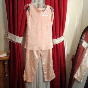 Sweet and silky lounge set